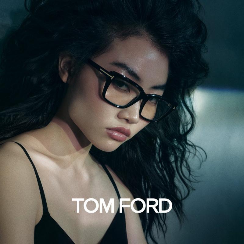 Tom Ford FT5894-B Shiny black | Chic Black Cat-Eye Eyeglasses